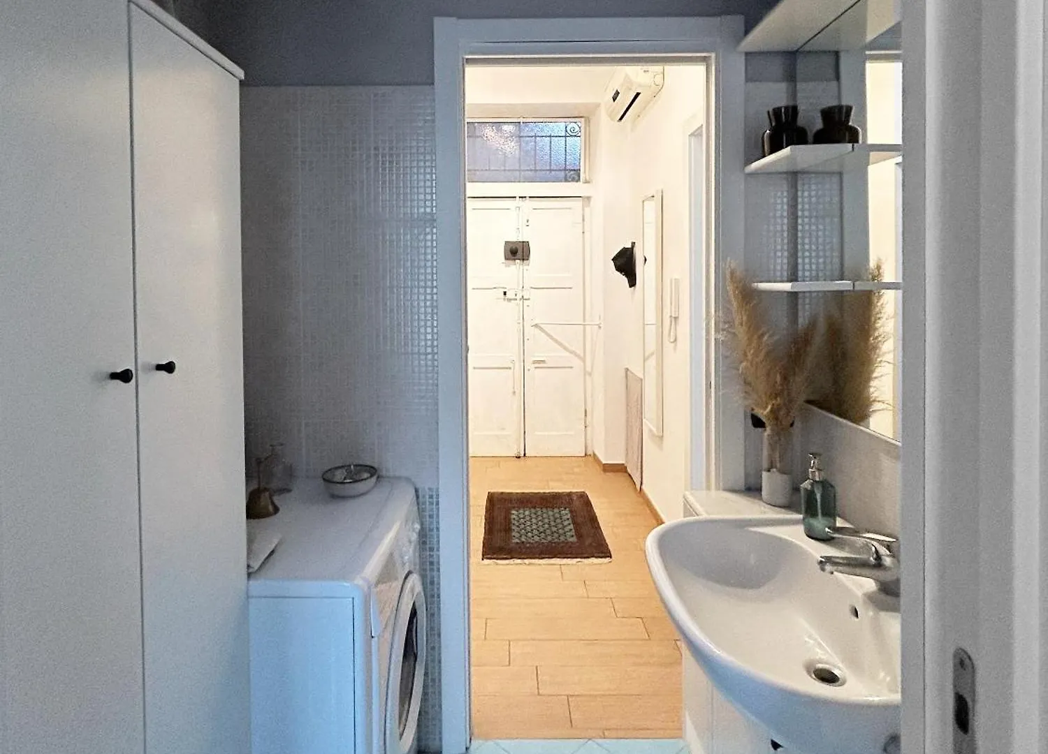 A House - Cozy Apartment At Noce District Μιλάνο