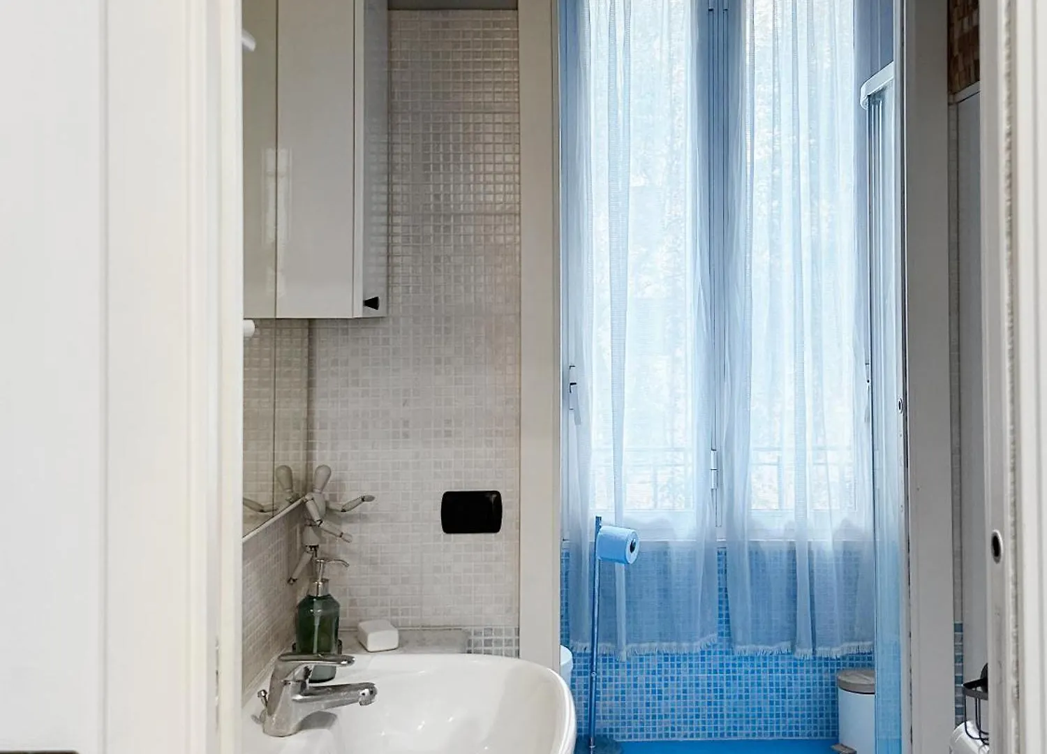 A House - Cozy Apartment At Noce District Μιλάνο